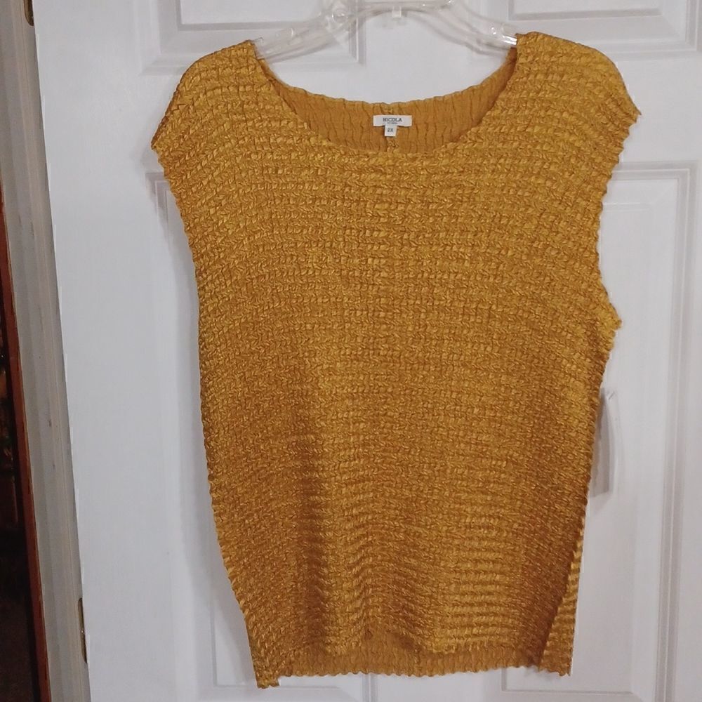 Gold Nicola stretch top 
